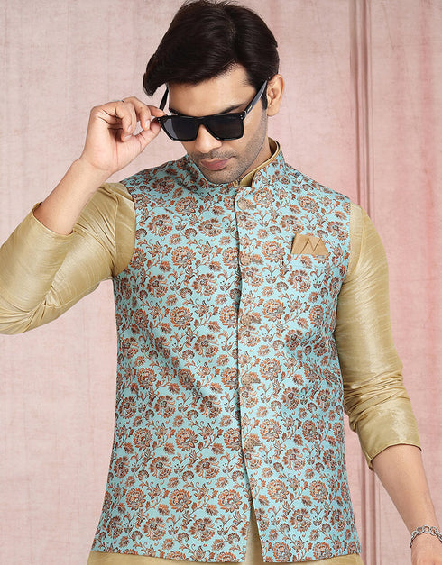 Golden 3 Pcs Jacket Set Banarasi Silk Churidar Closure View