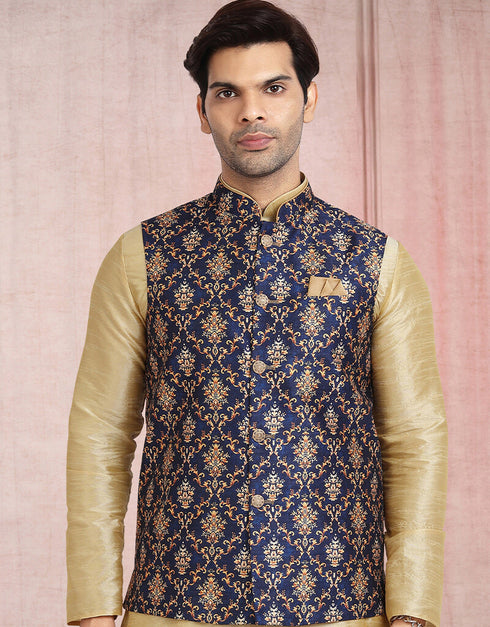 Golden 3 Pcs Jacket Set Banarasi Silk Churidar Closure View