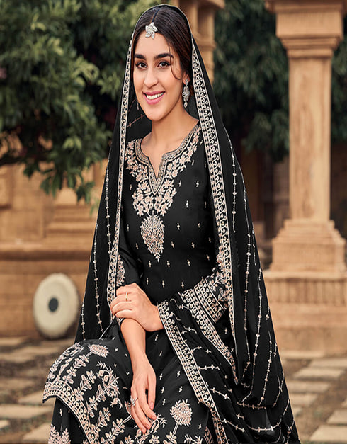 Black Heavy Fox Georgette Sharara Salwar Suits Closure View