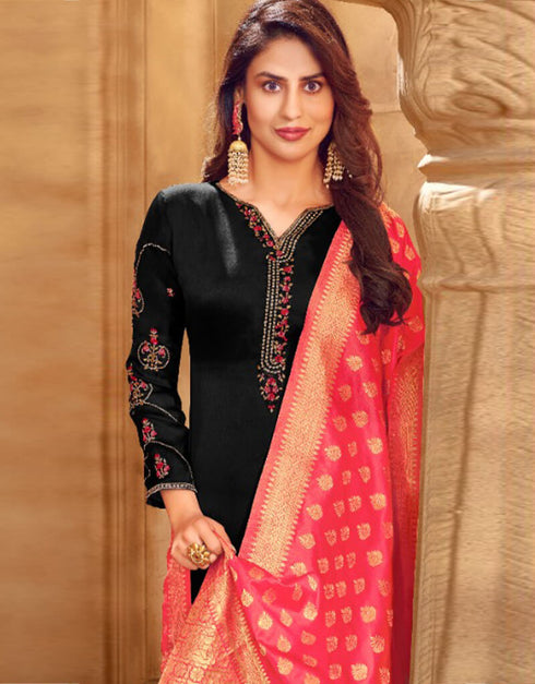 Black Satin Georgette Chudidar Salwar Suits Closure View