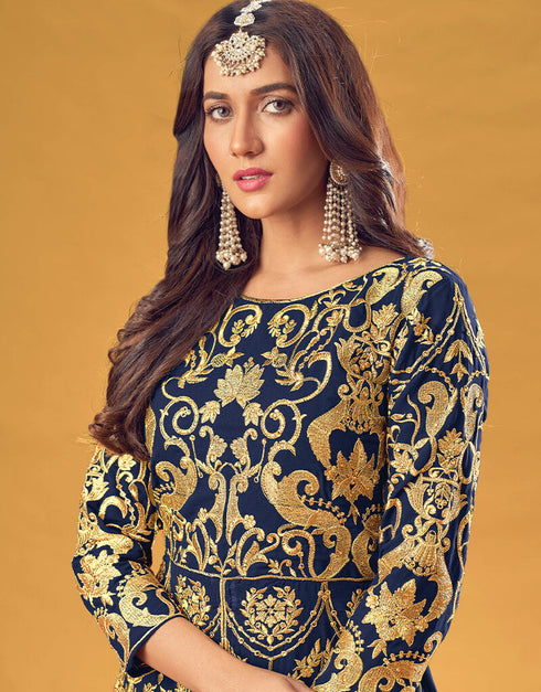 Blue Georgette Pant Suit Closure View