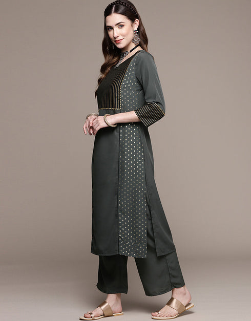 Grey Crepe Pant Straight Closure View