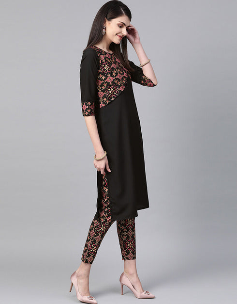 Black Crepe Pant Straight Closure View