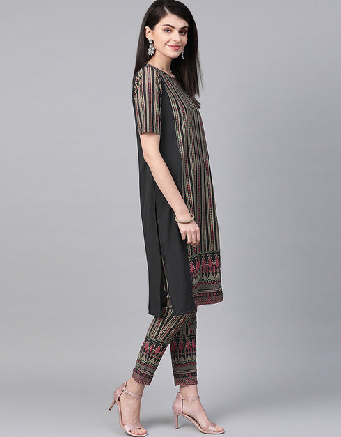 Black Crepe Pant Straight Closure View