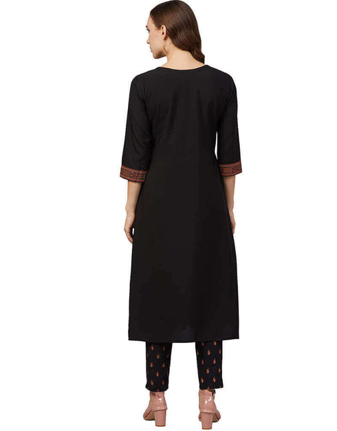 Black Crepe Pant Kurti Back View