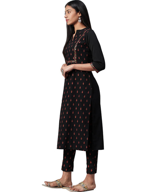 Black Crepe Pant Kurti Closure View