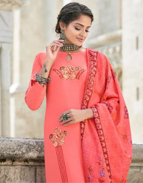 Pink Heavy 14 Kg Rayon Pant Salwar Suit Closure View