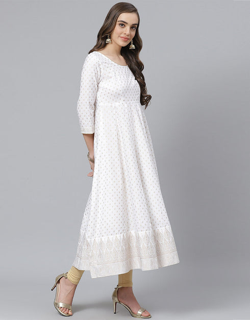 White Cotton Lenggies Suit Closure View