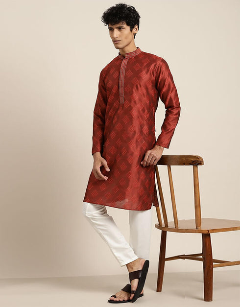 Maroon Kurta Jacquard Silk Pant Closure View