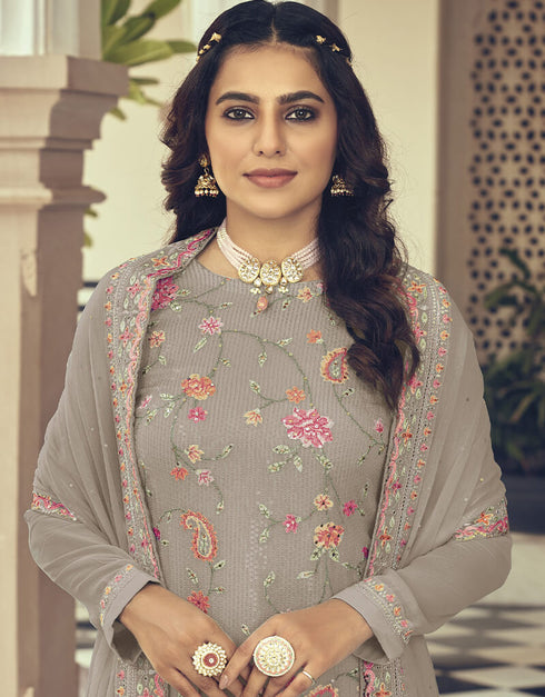 Beige Fox Georgette Pant Salwar Suit Closure View