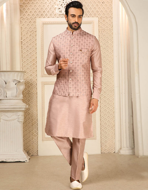 Onion Kurta Art Embroidered Banarasi Silk Aligadhi Pant