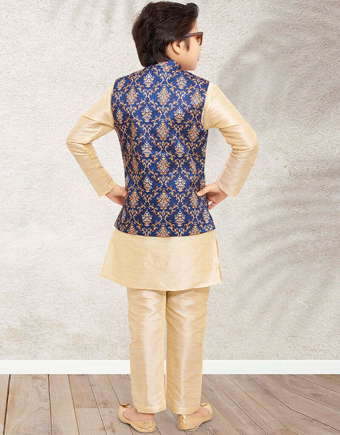 Cream Kurta Pajama Print On Banarasi Silk Closure View