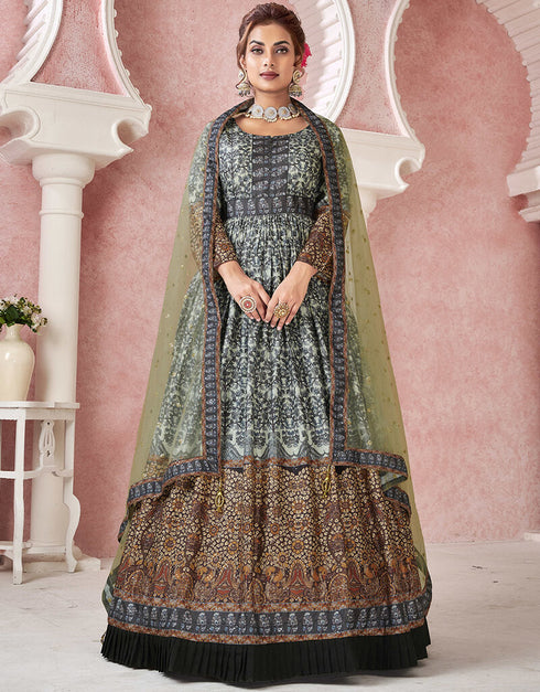 Black Dola Silk Anarkali Suit Closure View