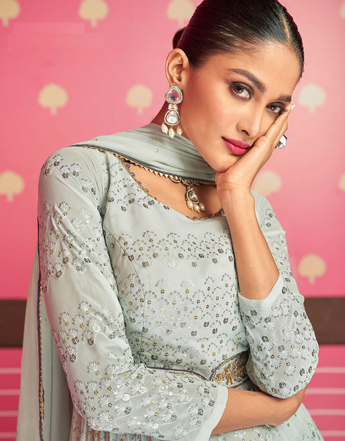 Grey Fox Georgette Anarkali Salwar Suit Closure View