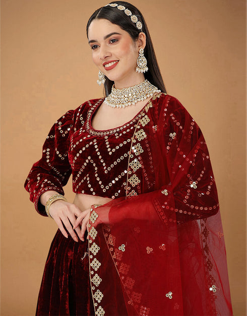 Red Oxide Viscose Velvet Lehenga Choli Closure View
