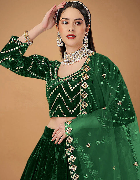 Everglade Viscose Velvet Lehenga Choli Closure View