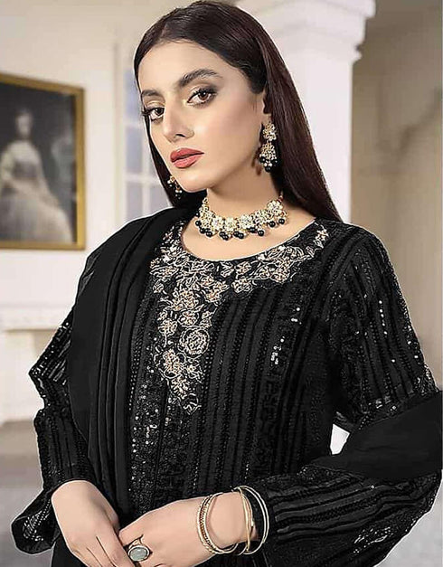 Black Faux Georgette Pant Suit Closure View