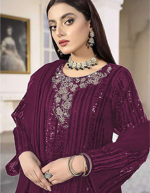 Wine Faux Georgette Pant Suit Closure View