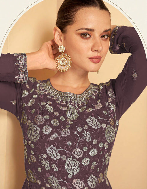 Mauve Faux Georgette Lehenga Suit Closure View