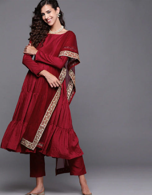Maroon Chinnon Pant Anarkali Closure View