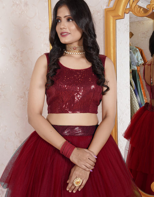 Maroon Magenta Heavy Net Lehenga Choli Closure View