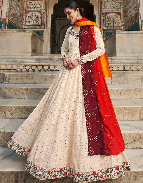 Lavender Georgette N/A Gown Closure View