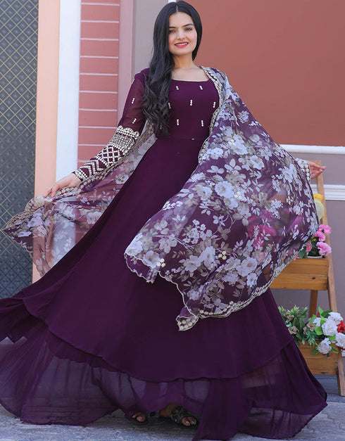 Wine Faux Blooming N/A Gown Closure View