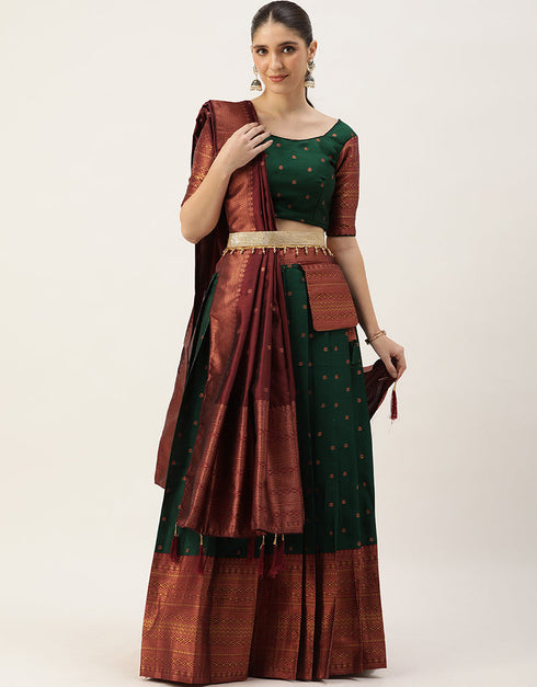 Green Tafeta Silk Lehenga Choli Closure View