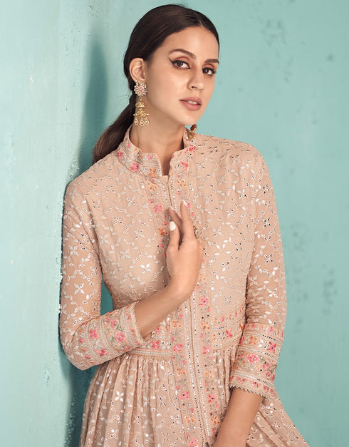 Chiku Real Georgette Pant Suit Closure View