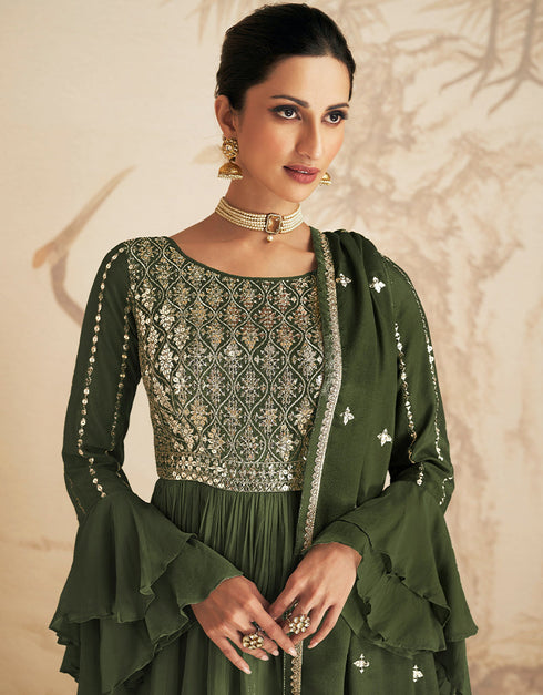 Mahendi Green Chinon Silk Palazzo Suit Closure View