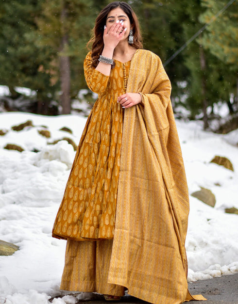 Heavy Designer Festive Wearv Pure Maslin Salwar Suit Yellow Pure Maslin Palazzo Suit Close-up View