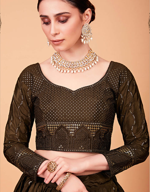 Desugner Party Wear Tabby Silk Lehenga Choli Collection Mehendi Tebi Silk Lehenga Choli Front View