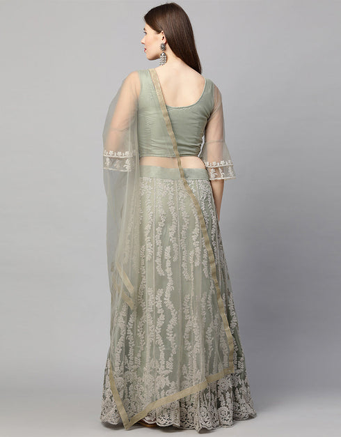 Designer Wedding Wear Heavy Net Lehenga Choli Collection Green Net Lehenga Choli Close-up View