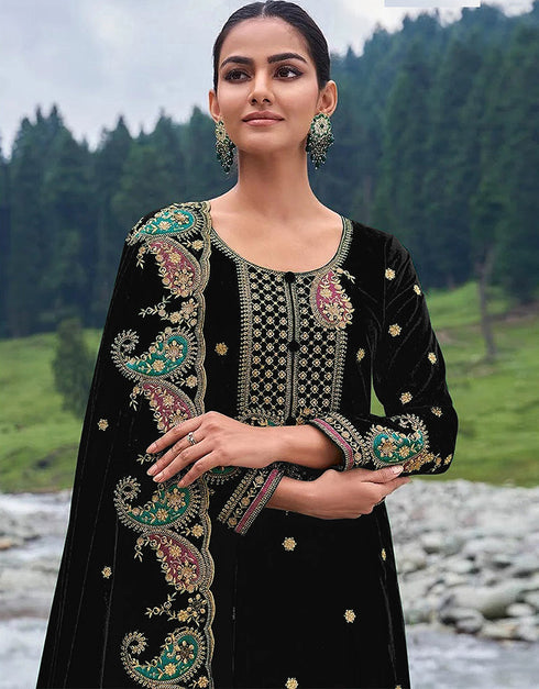 Designer Party Wear Velvet Salwar Suit Collection Black Velvet Pant Straight Close-up View