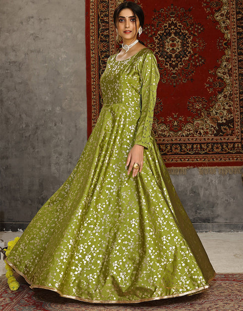 Traditional Function Wear Gown Collection Fluorescent Taffeta Gown Close-up View