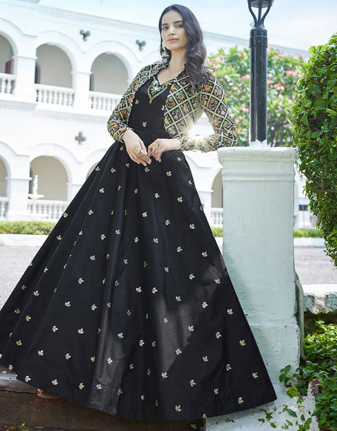 Traditional Function Wear Gown Collection Black Cotton Gown Close-up View