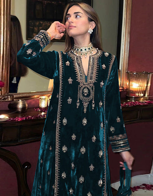 Designer Party Wear Salwar Suit Collection Rama Velvet Pant Straight Close-up View