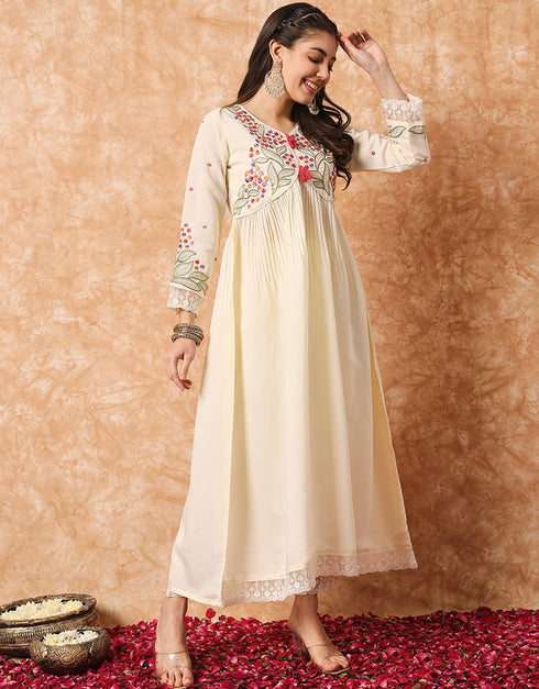 Traditional Function Wear Readymade Suit Collection Cream Viscose Pant Straight Close-up View