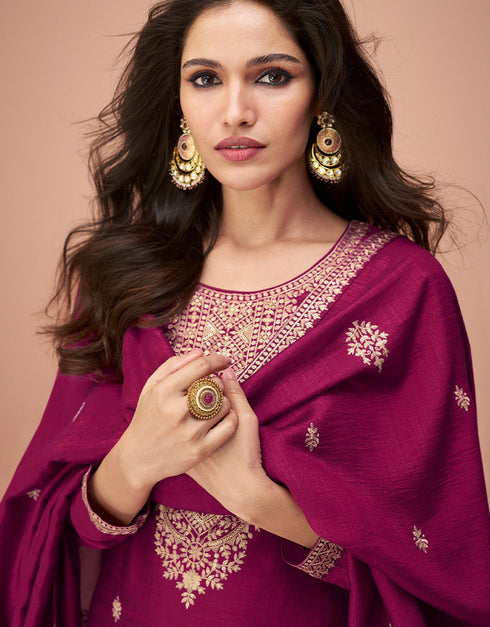 fashionable magenta premium silk embroidered premium silk salwar suit collection with magenta premium silk rt8875-184614 Close-up View