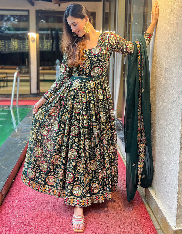 contemporary green heavy faux georgette designer wear elementary readymade suit collection with green cotton rt9012-185250 Front View