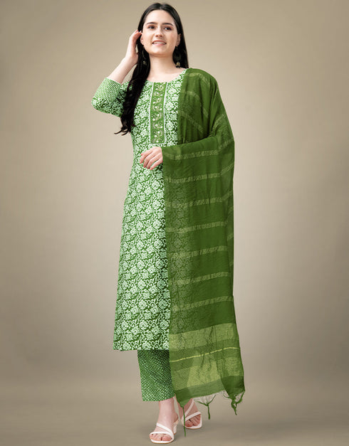 sophisticated green rayon trendy fashioner readymade suit collection with green rayon rt9041-185404 Close-up View