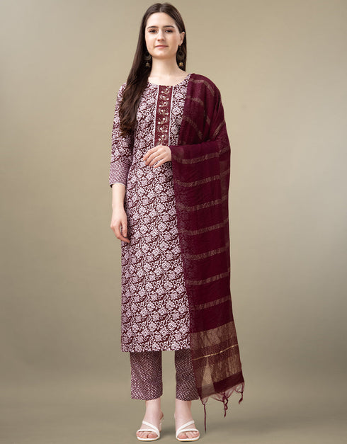 contemporary maroon rayon trendy fashioner readymade suit collection with maroon rayon rt9041-185406 Close-up View