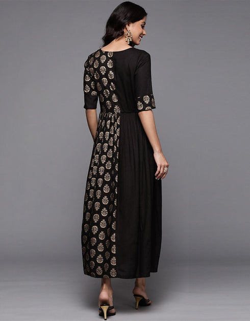 Black Midi Dress Closure View