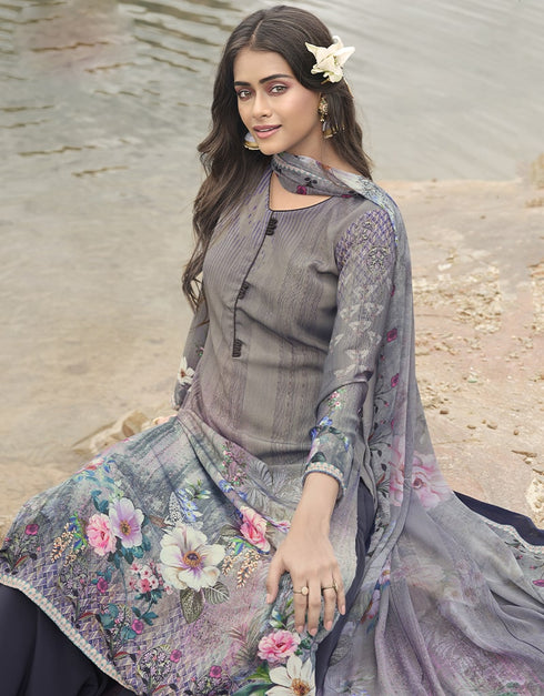 Grey Siya Crepe Digital Print Suit Palazzo Closure View