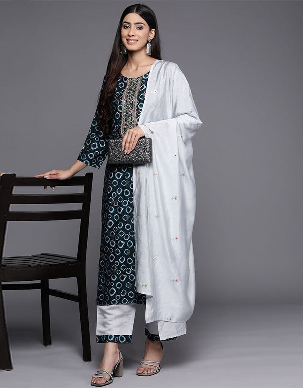Black Pearl Chanderi Silk Straight Pant Closure View