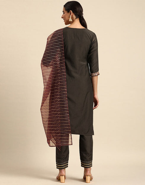 Black Olive Chinon Straight Pant Closure View