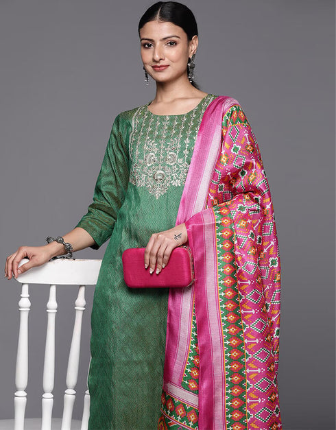 Hazel Green Poly Silk Straight Pant Closure View