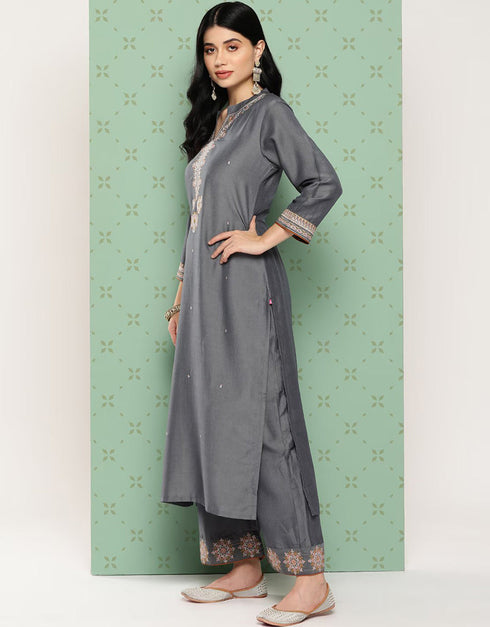 Friar Grey Silk Blend Straight Pant Closure View