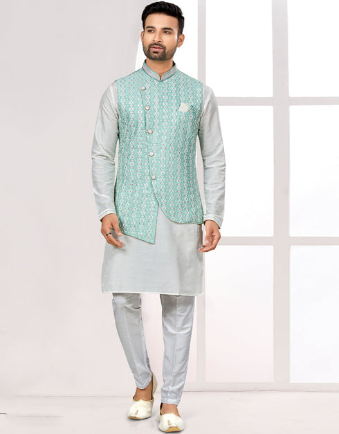 Readymade Men's traditional wear C. Green Kurta Mukti Lucknowni Jaq Pant Front View