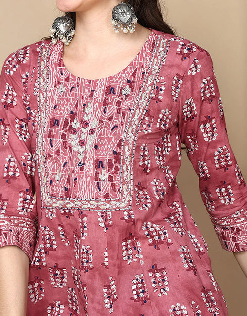 Flared Style Suit With Trowser Pant Tulip Pink Cotton Pant Suit Close-up View